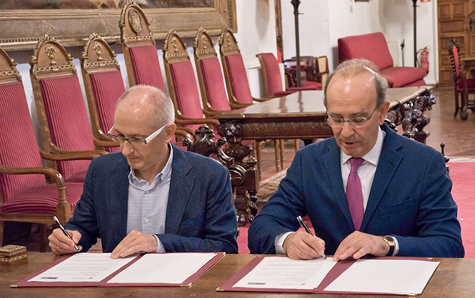 La Universidad de Granada y la Fundación Eduardo Anitua firman el convenio para la creación de la Cátedra BTI